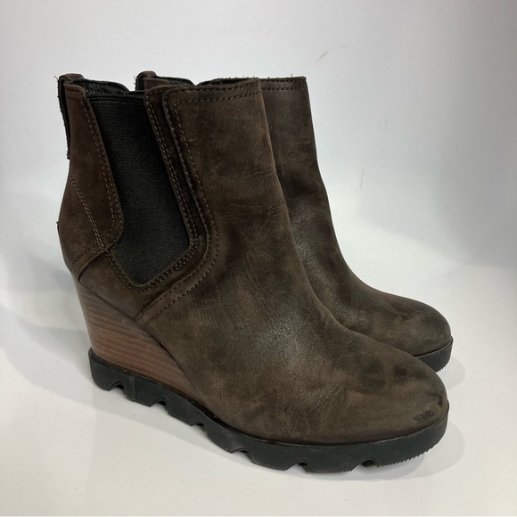 Sorel Joan of Arctic lll wedge booties brown leather size 9 - Picture 1 of 7